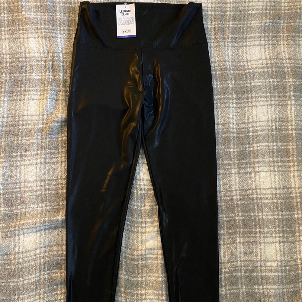 Faux leather leggings